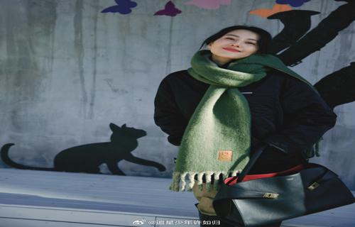 顶流明星鹿晗黄子韬联手直播抖音成新战场